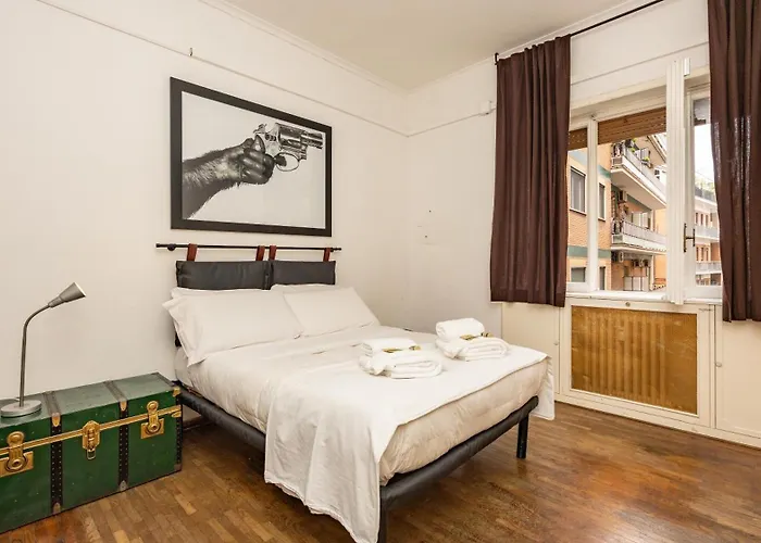 Loquat House By Rentbeat